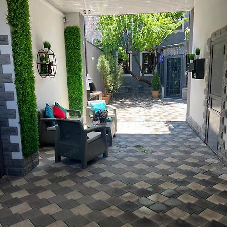 Comfortable Apartments/Комфортные Апартаменты Ереван Екстериор снимка